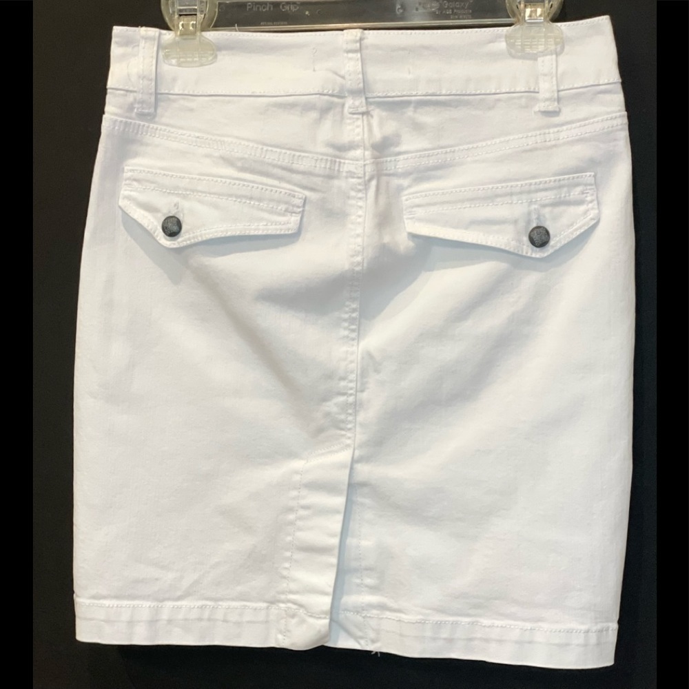 White Nautical Mini Skirt Sailor-Style Button Front Panel & Large Silver Buttons - Picture 3 of 3